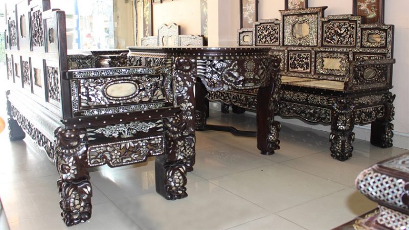 Bàn ghế trường kỷ là gì